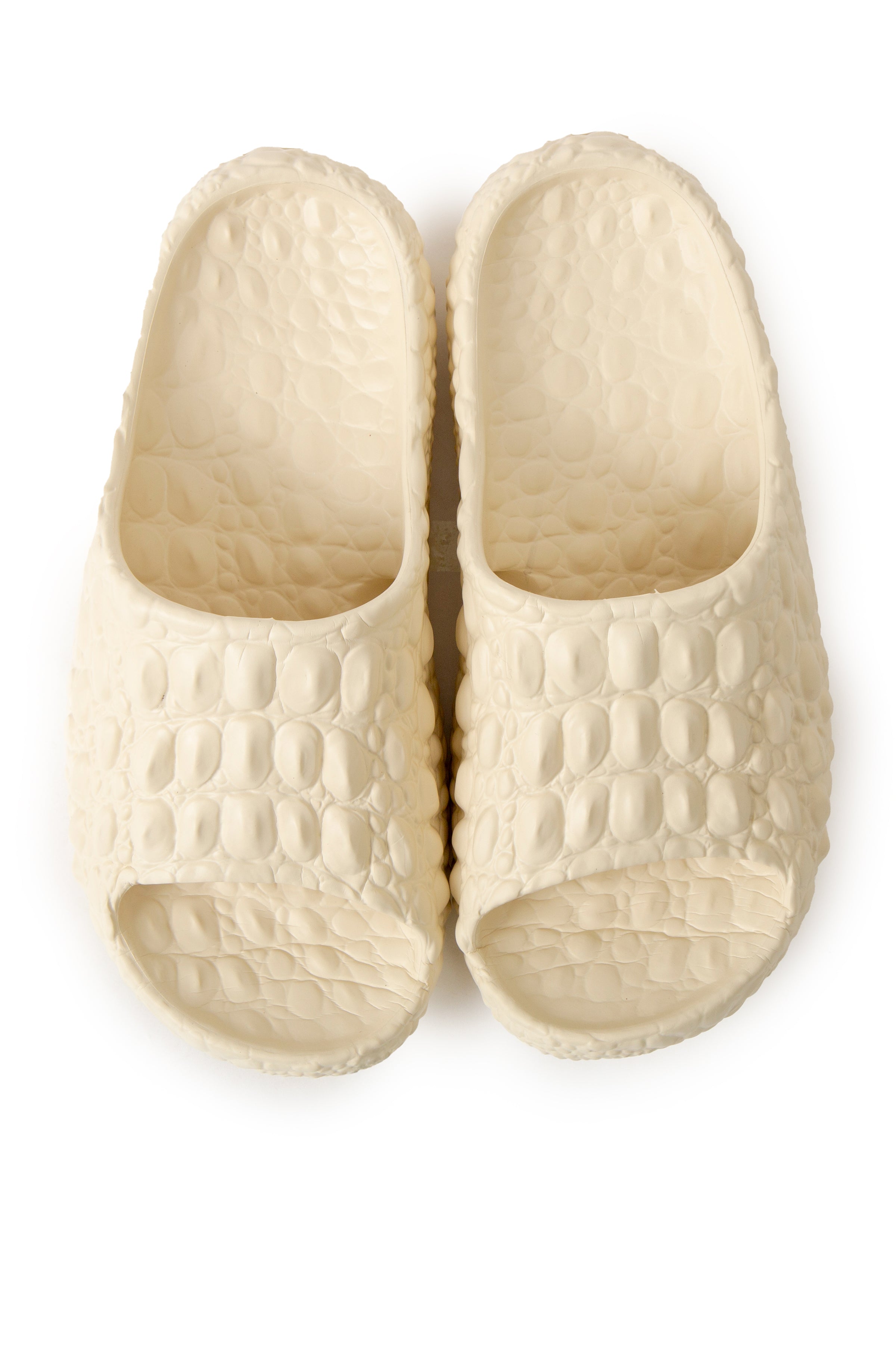 WOMEN'S SOLID COLOR SLIDES - 6 pr pack