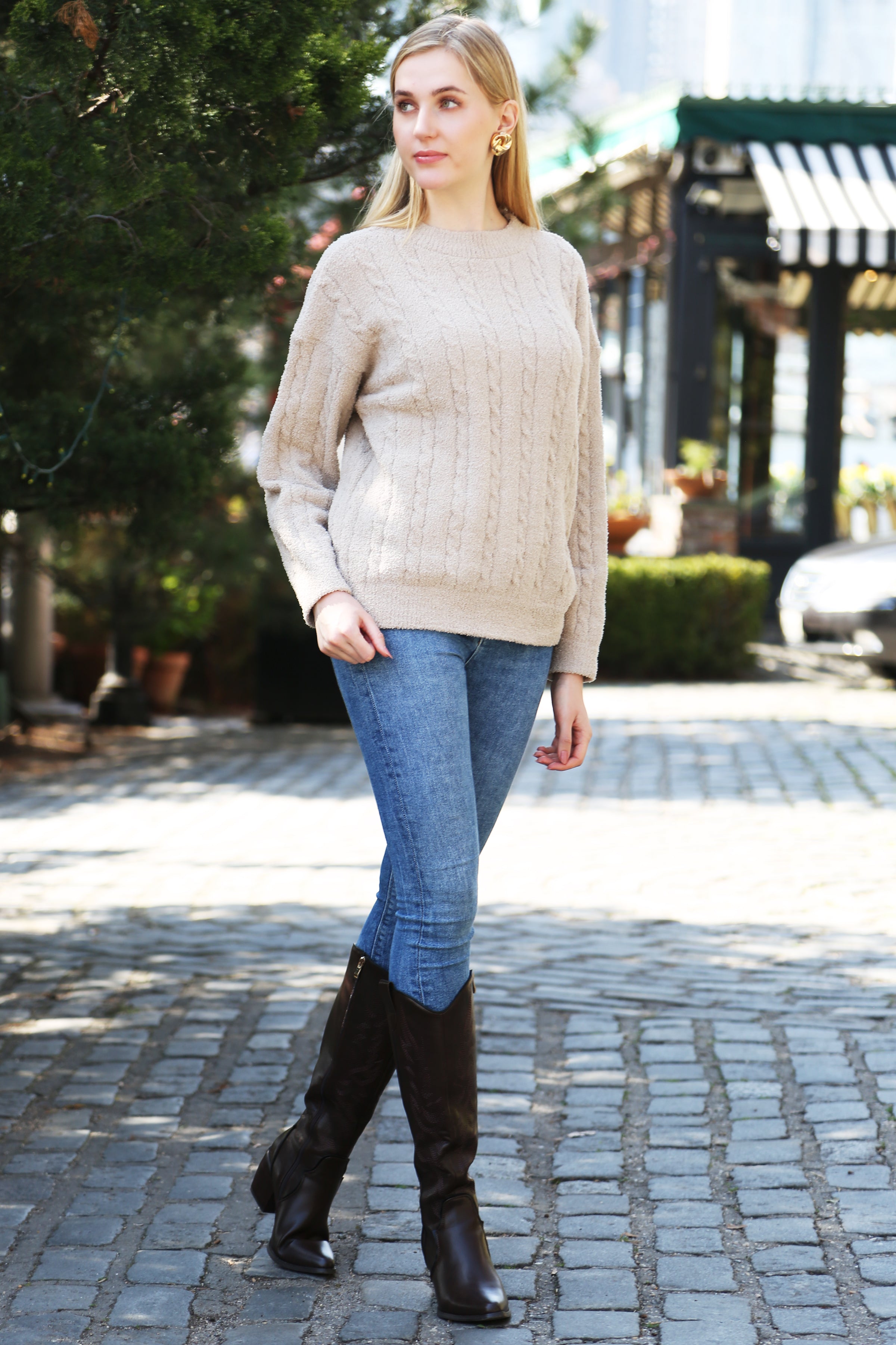 SOLID COLOR SWEATER