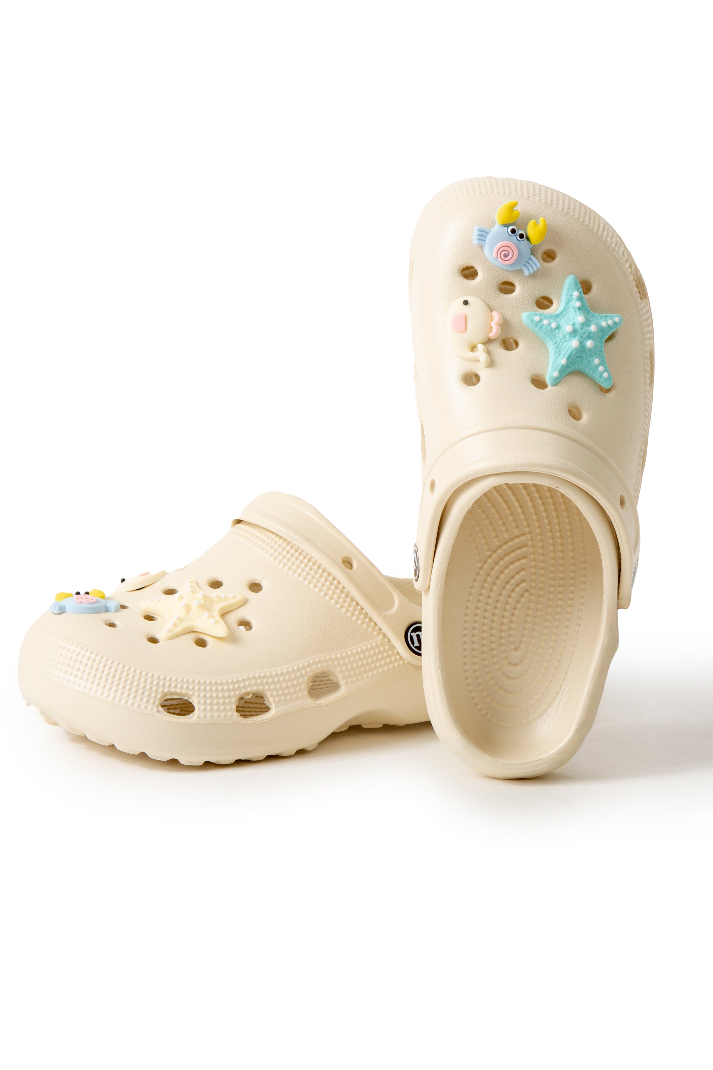 WOMEN'S SOLID COLOR CLOGS - 6 pr pack