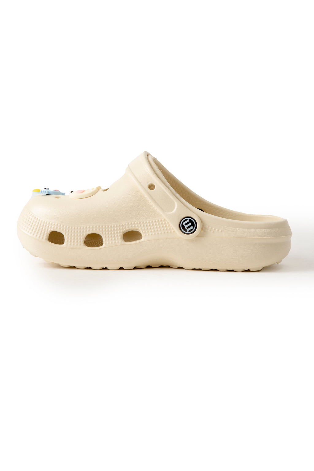 WOMEN'S SOLID COLOR CLOGS - 6 pr pack