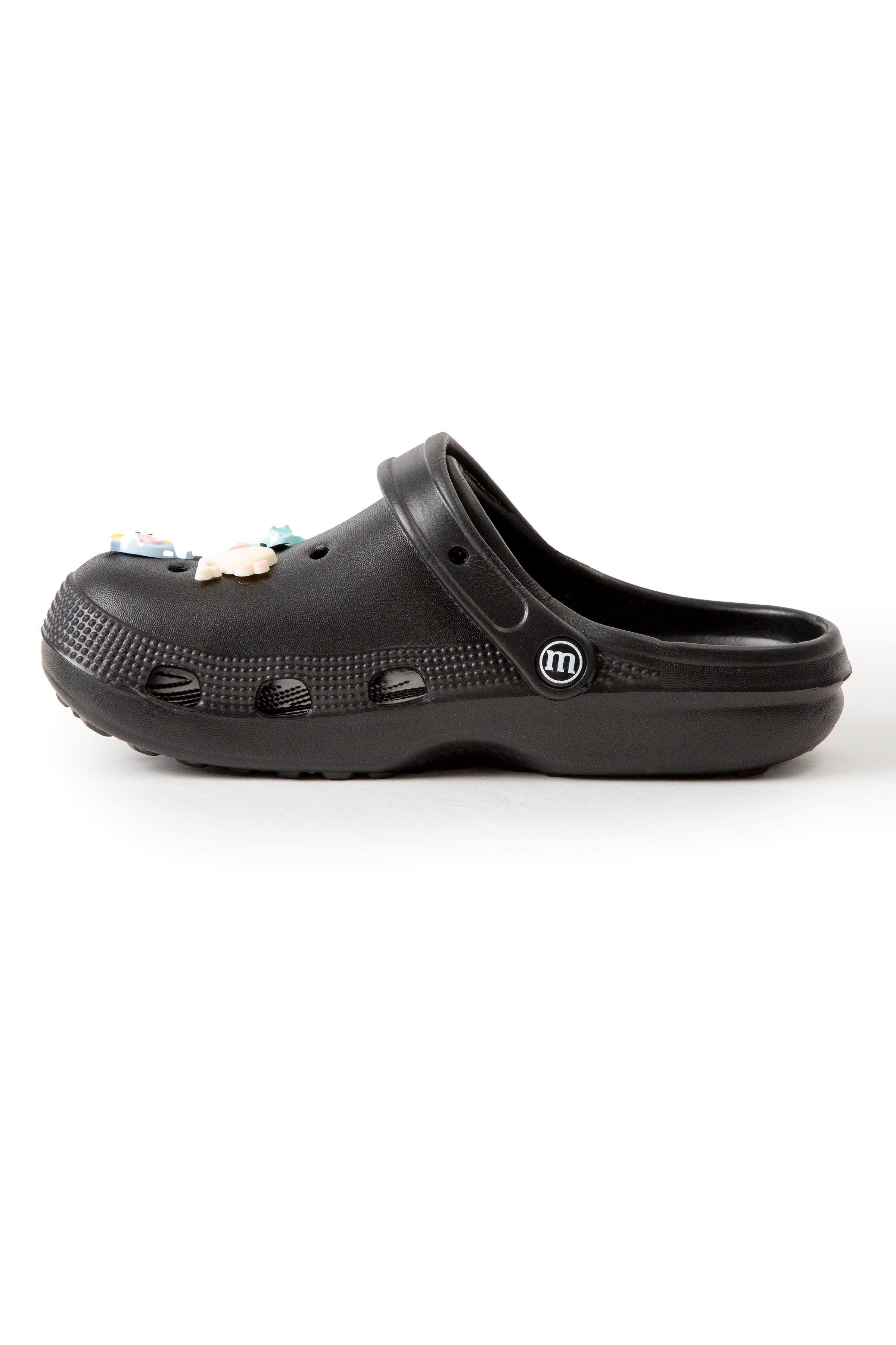 WOMEN'S SOLID COLOR CLOGS - 6 pr pack
