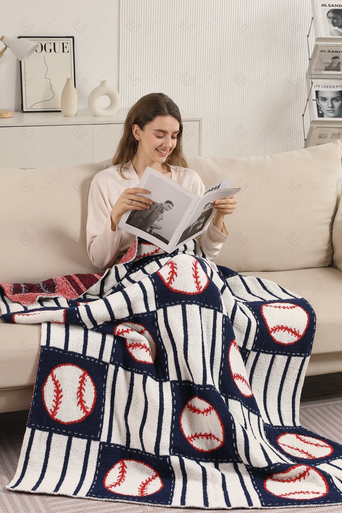 BASEBALL CHECKERED & PIN-STRIPED PATTERN THROW BLANKET NAVY THROW BLANKETS