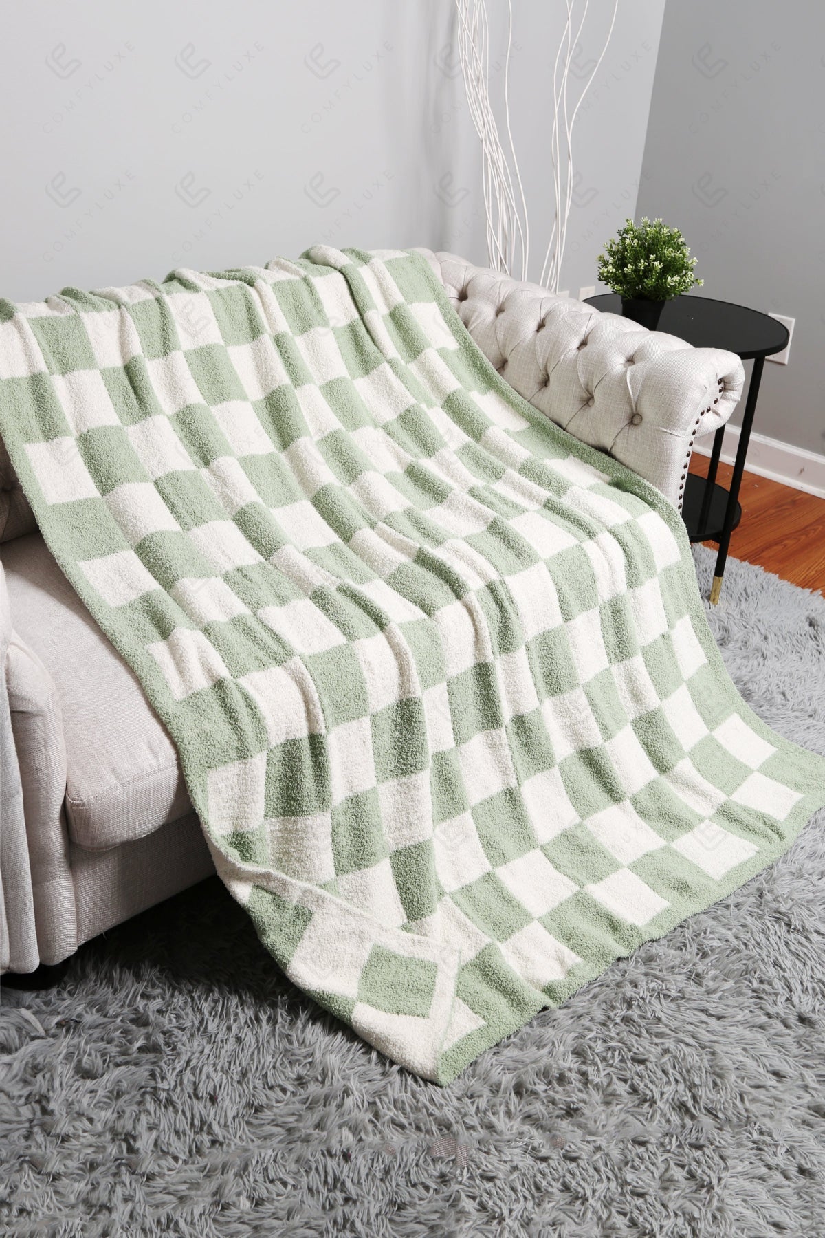 Jcl4316 Sage Throw Blankets