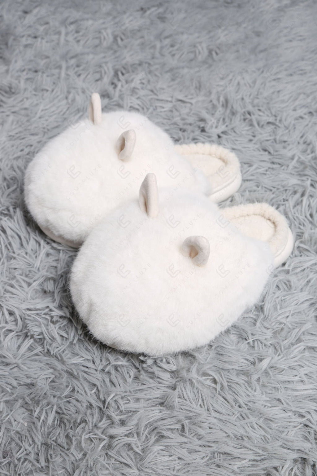 Jcl4210 Ivory / M/L Slippers/Slides