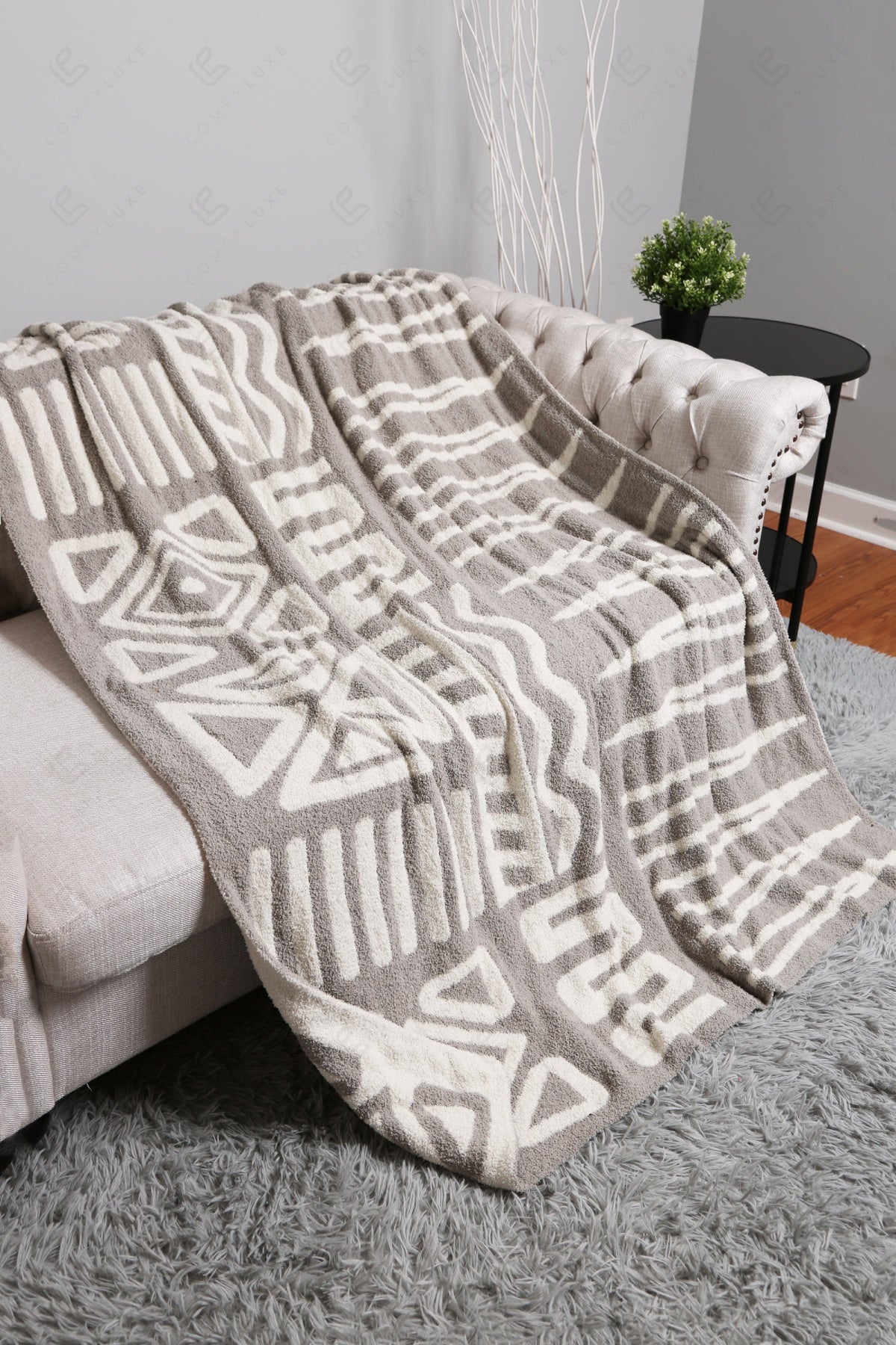 Jcl6010 Throw Blankets