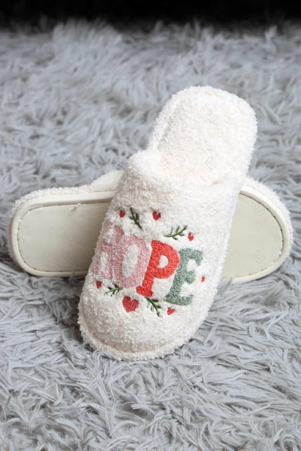 HEARTS & STARS PATTERN SLIPPERS SLIPPERS/SLIDES