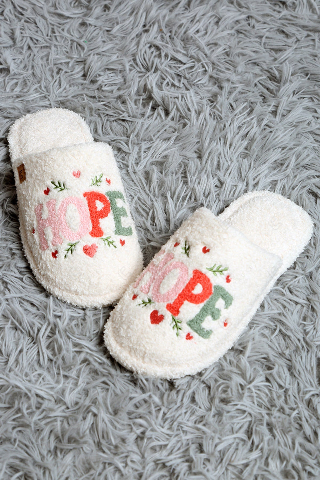HOPE & HEARTS PATTERN SLIPPERS 02 / M/L SLIPPERS/SLIDES