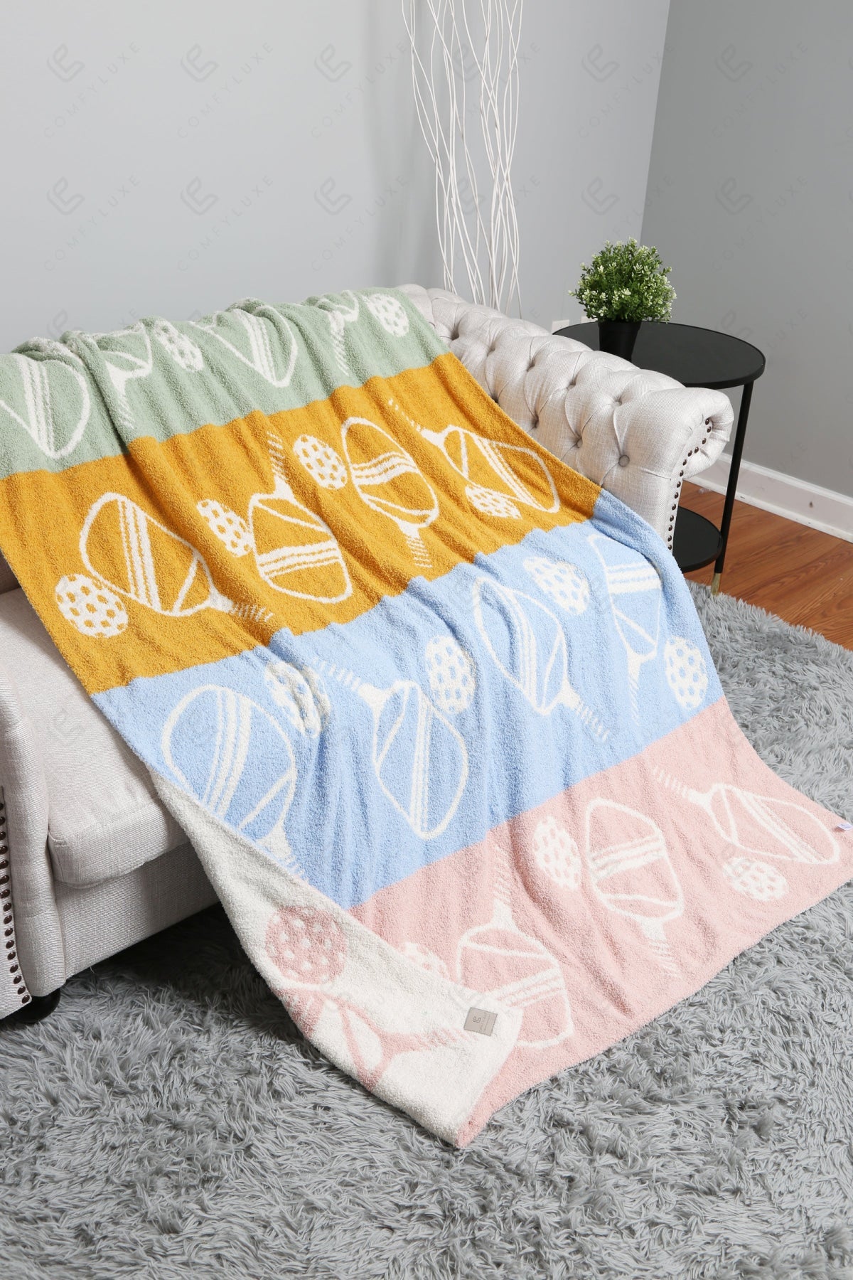 Jcl6026 Throw Blankets