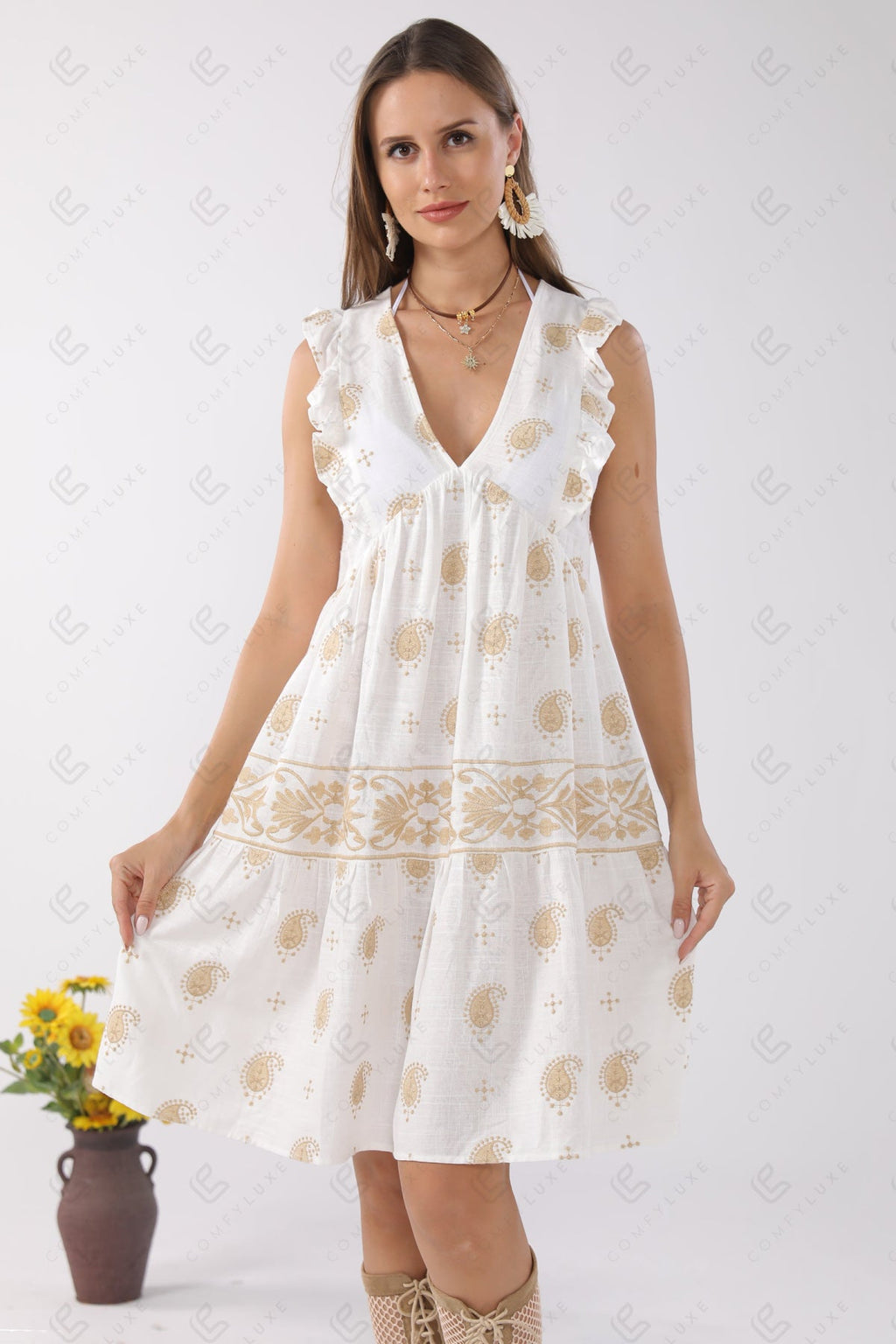 JP6004 WHITE/BEIGE APPAREL