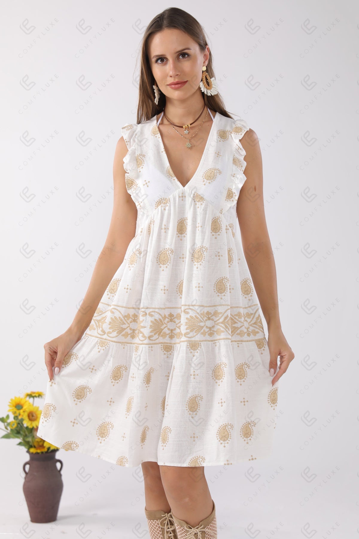 JP6004 WHITE/BEIGE APPAREL