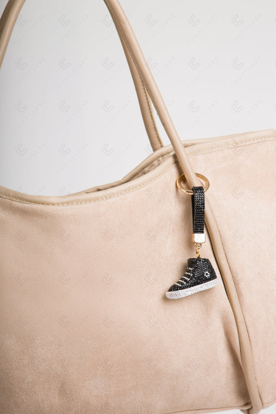 SNEAKER KEYCHAIN/BAG CHARM KEYCHAINS