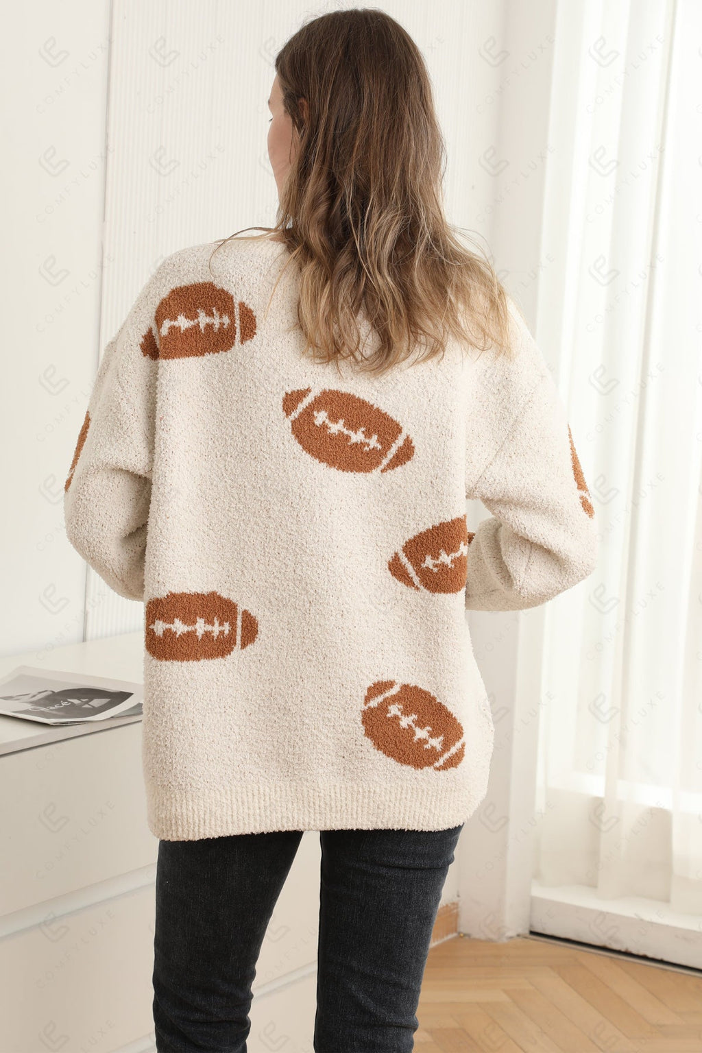 SPORTS PATTERN SWEATER APPAREL
