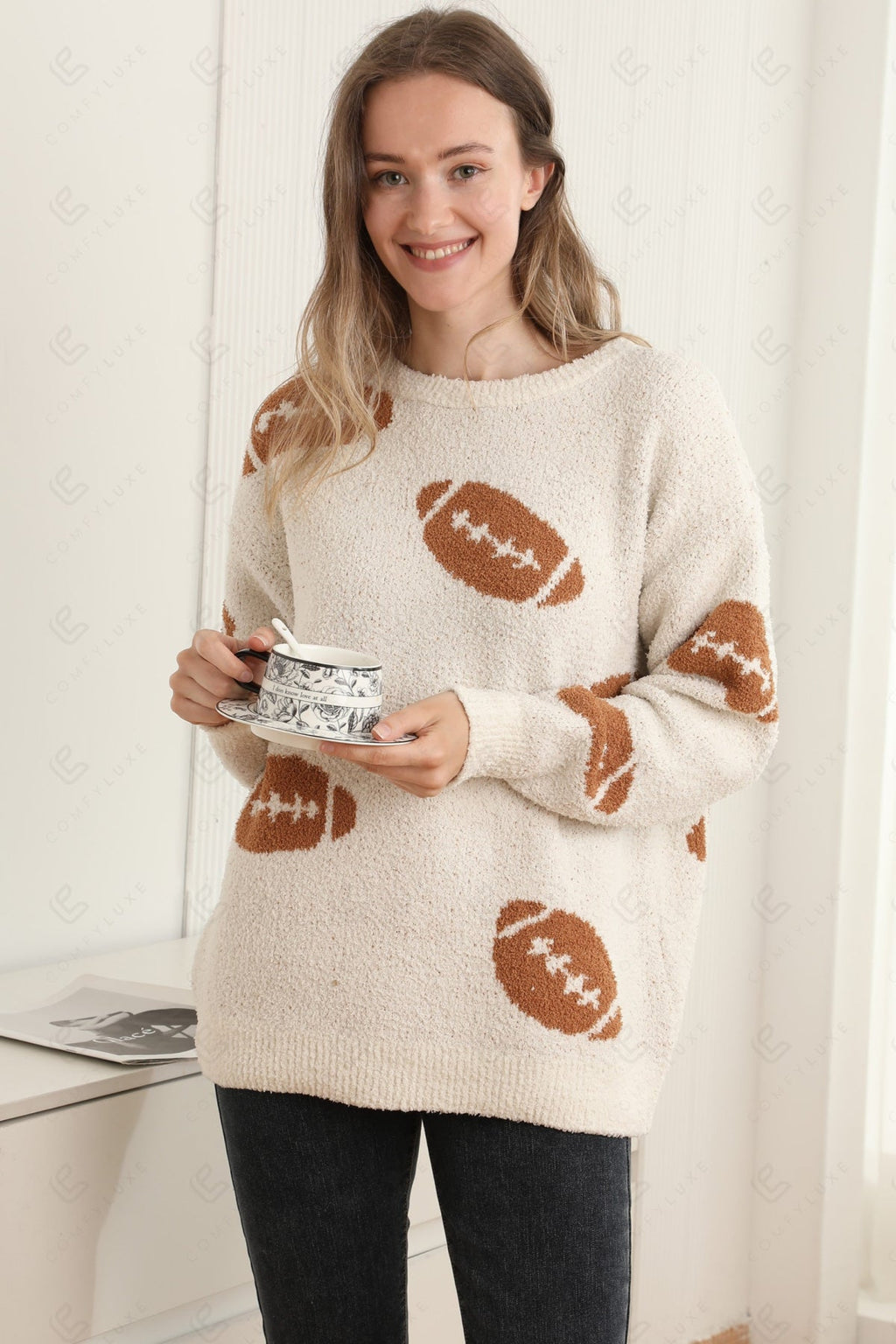 SPORTS PATTERN SWEATER APPAREL