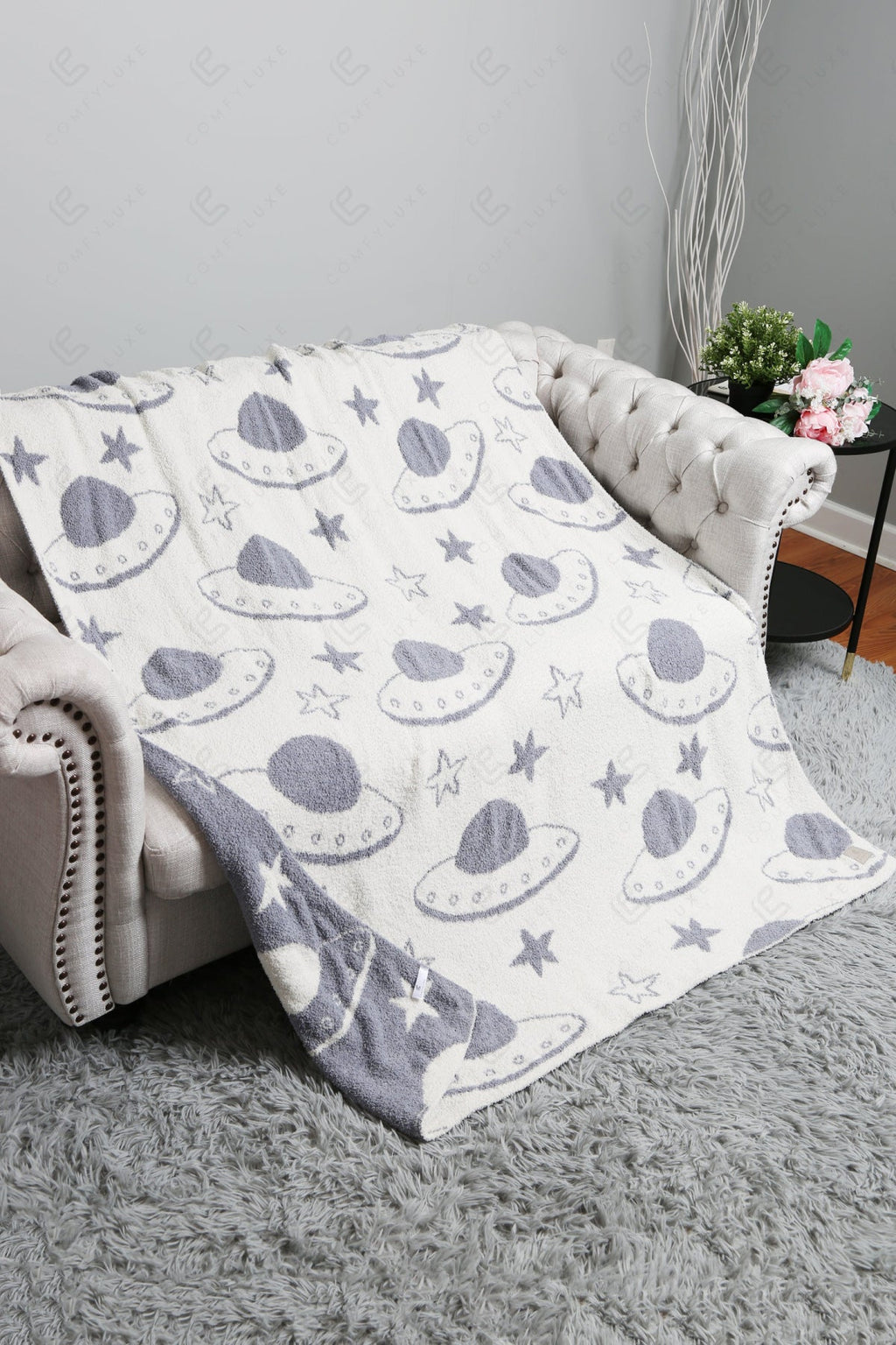 UFO & STAR PATTERN THROW BLANKET UFO THROW BLANKETS