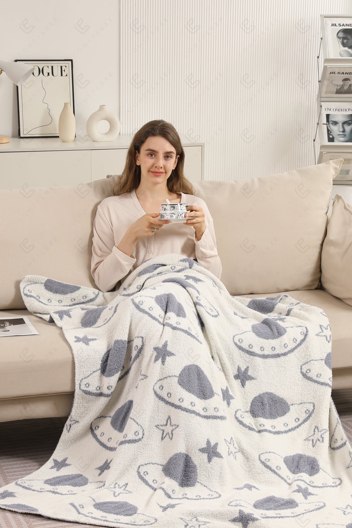 UFO & STAR PATTERN THROW BLANKET UFO THROW BLANKETS